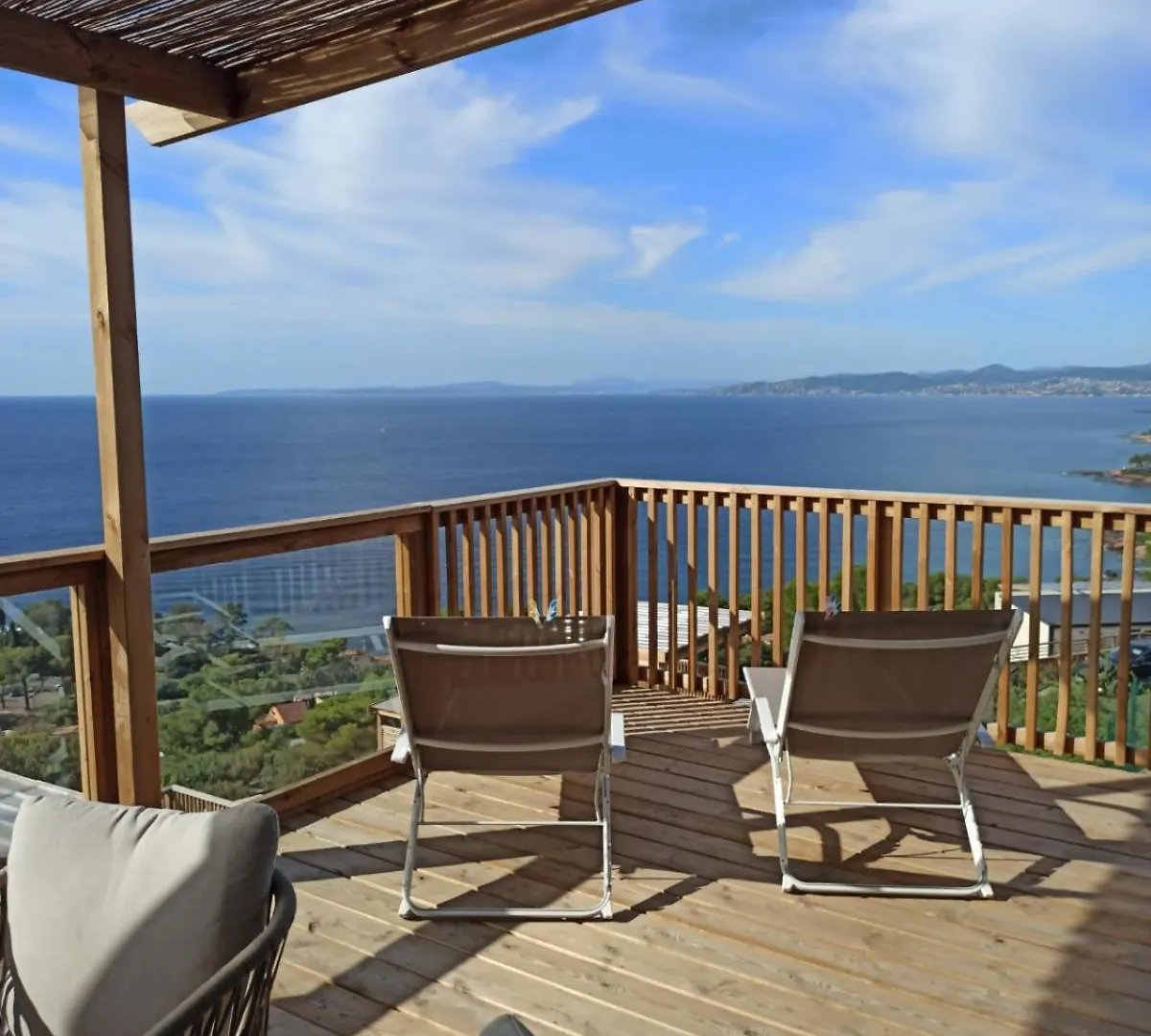 Sea View Amazing Hotel Saint-Raphael