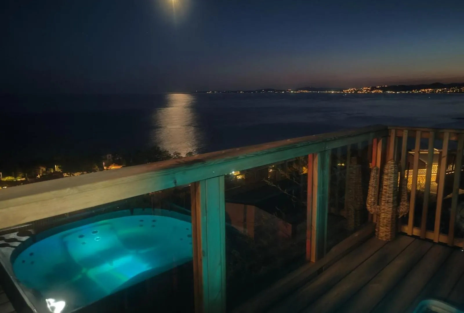 Sea View Amazing Hotel Saint-Raphael  0*, Saint-Raphael (Var)